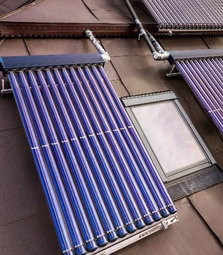 sistemas solares térmicos aumentam a eficiência e diminuem os gastos sistemas de circulação de agua
