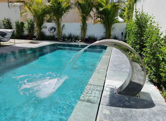 Modelo em cascata 106 - larg. saida 500
